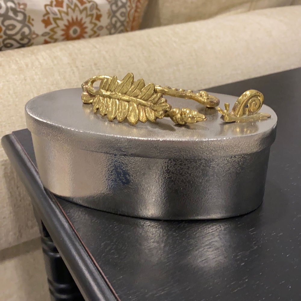 Michael Aram Jewelery box and ring dish set.